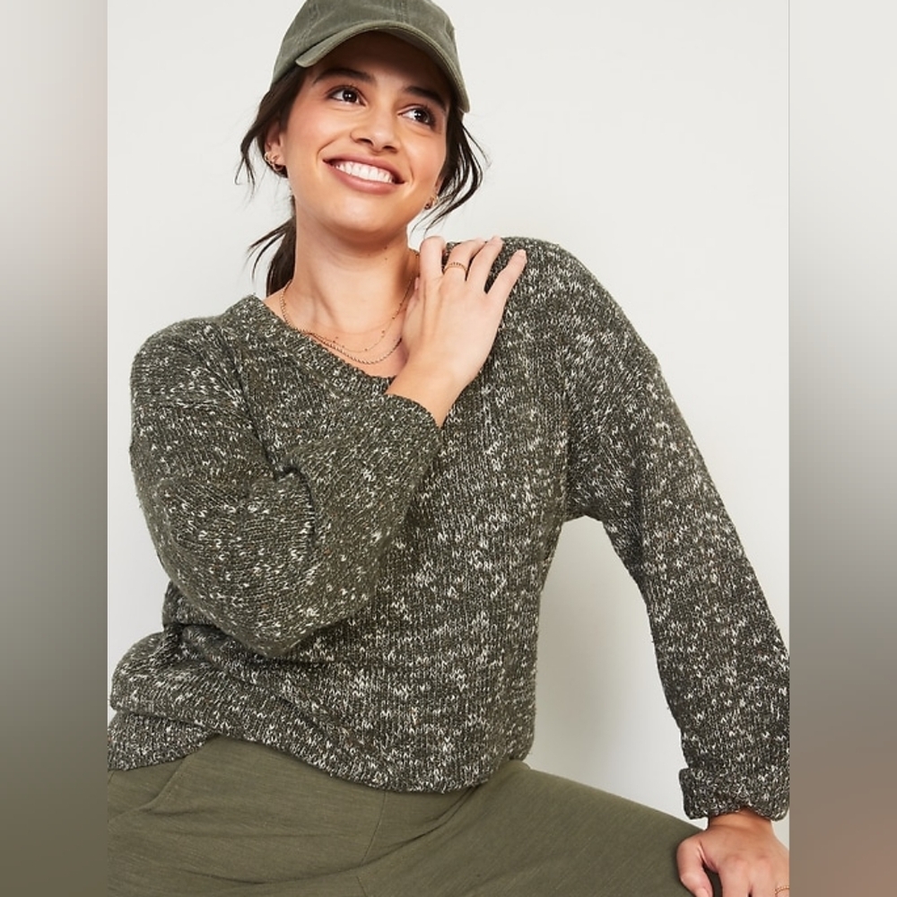 Old Navy Voop-Neck Olive 3x Sweater